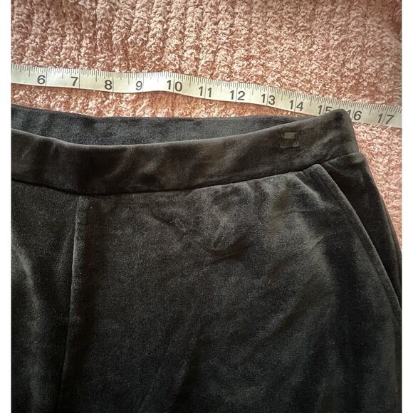 Chico's Zenergy Pants Size 1 Velvet Velour Pull On Travel Comfy Black Pockets - Picture 7 of 7